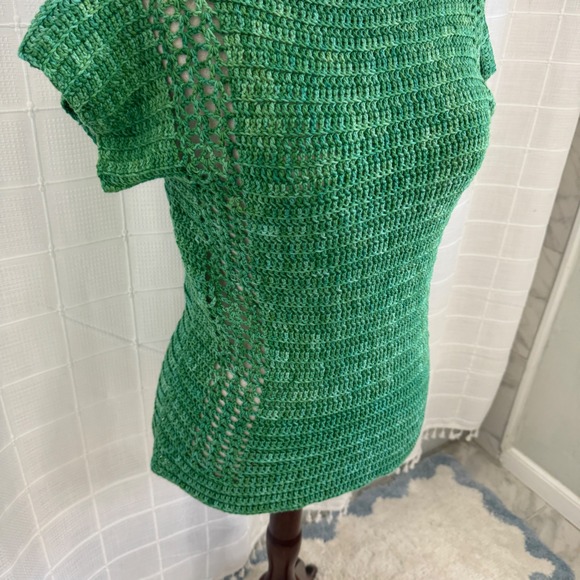 Hand Knit Green Short Sleeve Shirt Size Medium - Picture 2 of 6